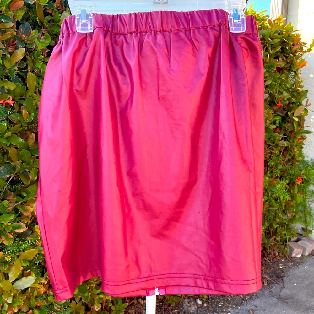 SHEIN CURVE women’s faux leather look skirt in pink/mauve SZ 4XL
